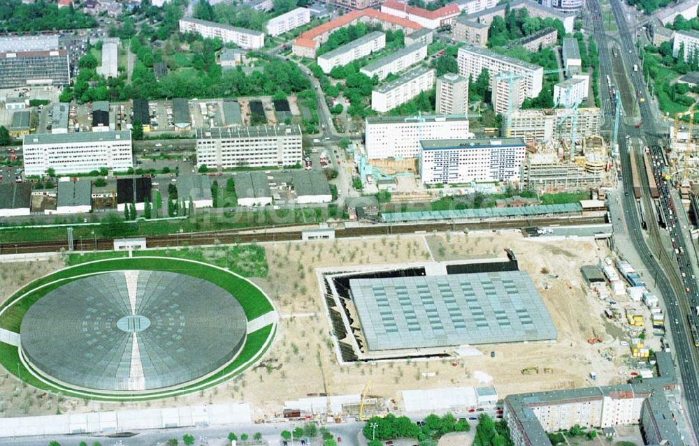 Berlin aus der Vogelperspektive: Velodrom an der Landsberger Allee in Berlin