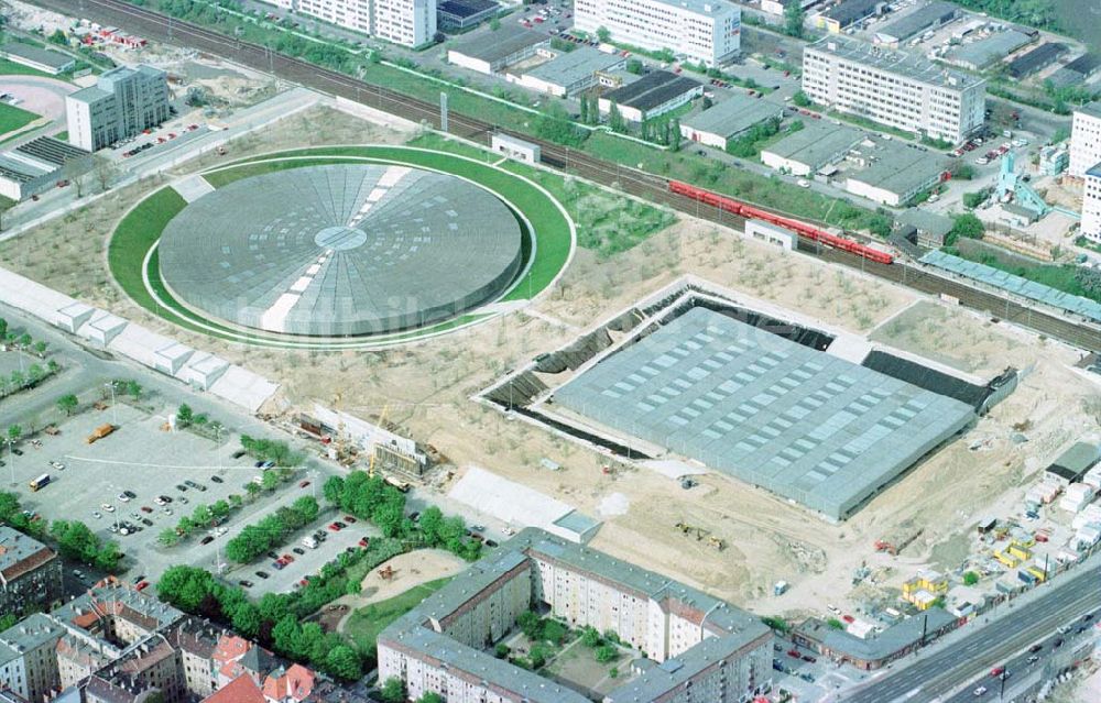 Luftbild Berlin - Velodrom an der Landsberger Allee in Berlin