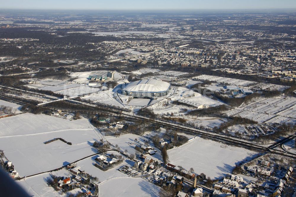 Luftbild Gelsenkirchen - Veltins-Arena (bis 2005 Arena AufSchalke) in Gelsenkirchen in winterlicher Schneebedeckung