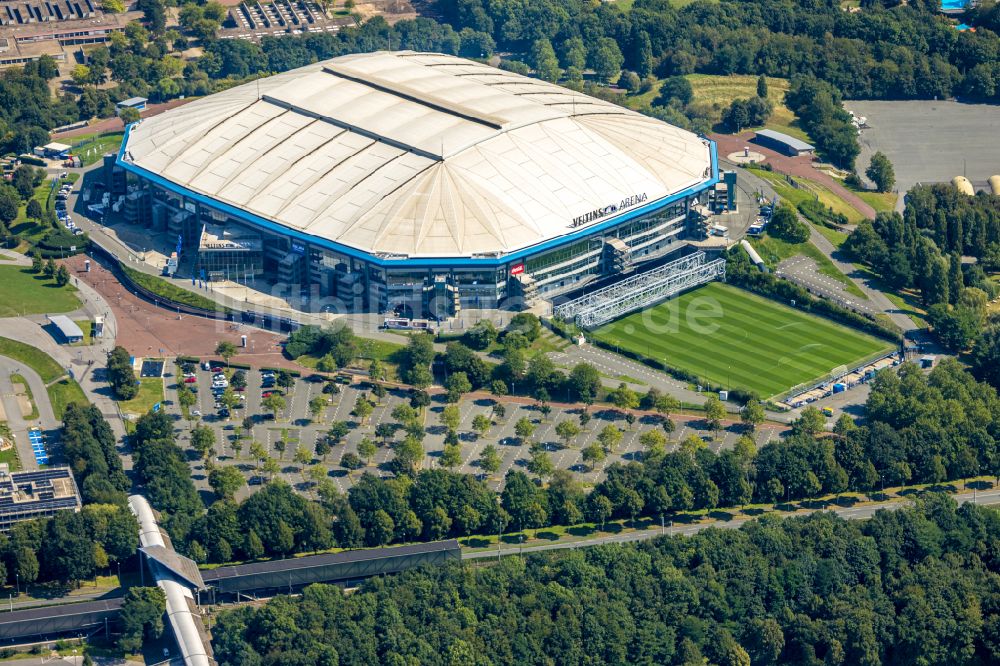 Gelsenkirchen aus der Vogelperspektive: Veltins Arena in Gelsenkirchen im Bundesland Nordrhein-Westfalen, Deutschland