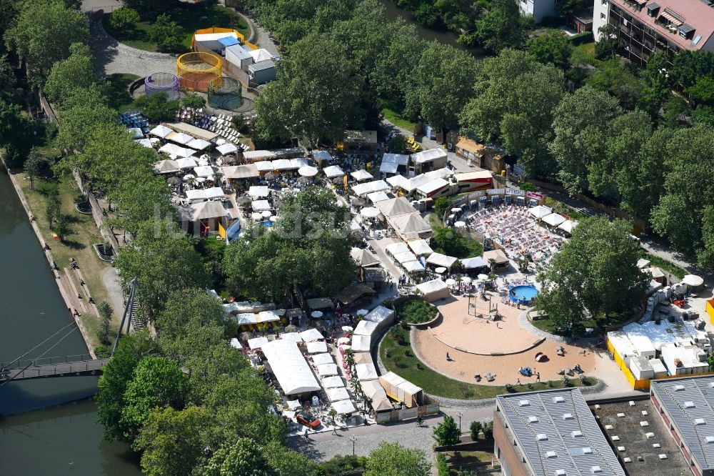 Nürnberg aus der Vogelperspektive: Veranstaltung auf dem Veranstaltungsgelände auf der Insel Schütt in Nürnberg im Bundesland Bayern, Deutschland