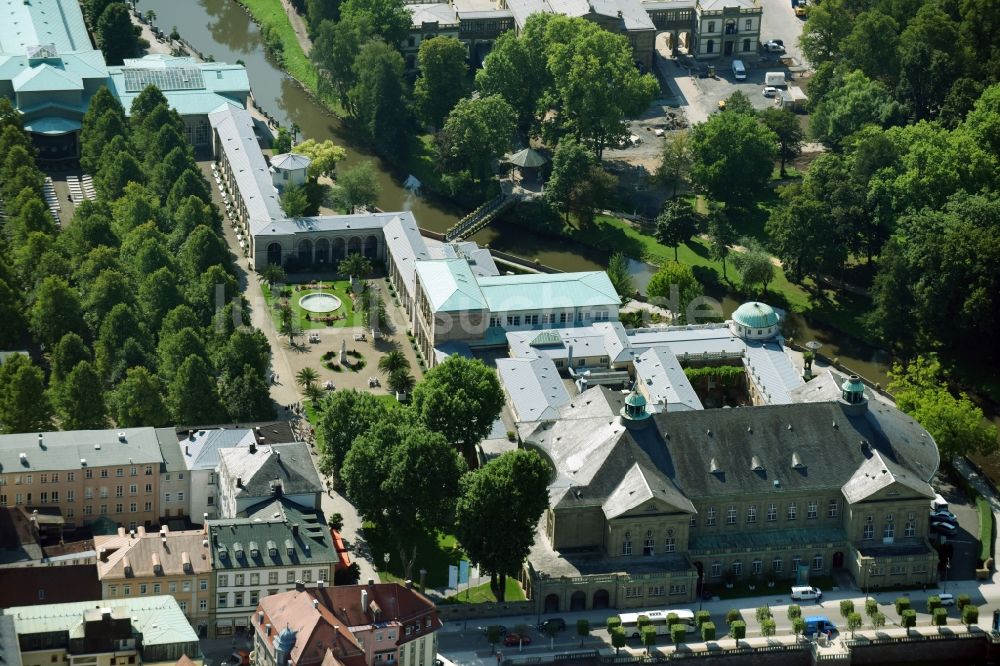 Bad Kissingen aus der Vogelperspektive: Veranstaltungsgebäude Regentenbau an der Ludwigstraße in Bad Kissingen im Bundesland Bayern, Deutschland