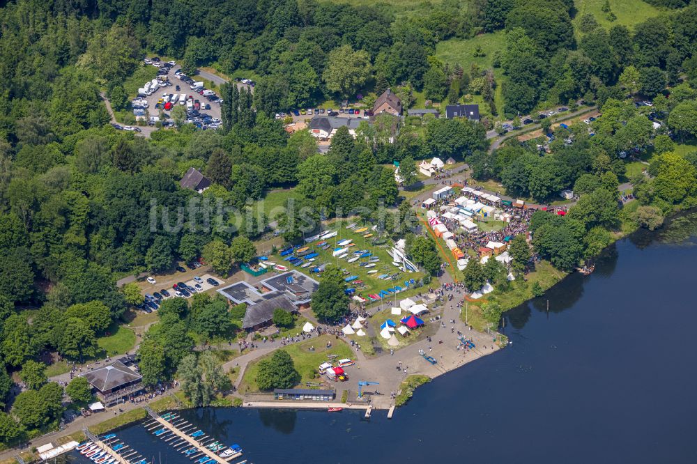 Bochum von oben - Veranstaltungsgelände Mittelalterspektakel und Wikingermarkt Kemnader See in Bochum im Bundesland Nordrhein-Westfalen, Deutschland