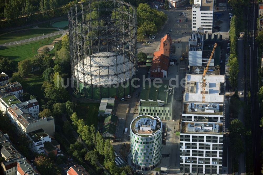 Berlin aus der Vogelperspektive: Veranstaltungshalle Gasometer Schöneberg in Berlin