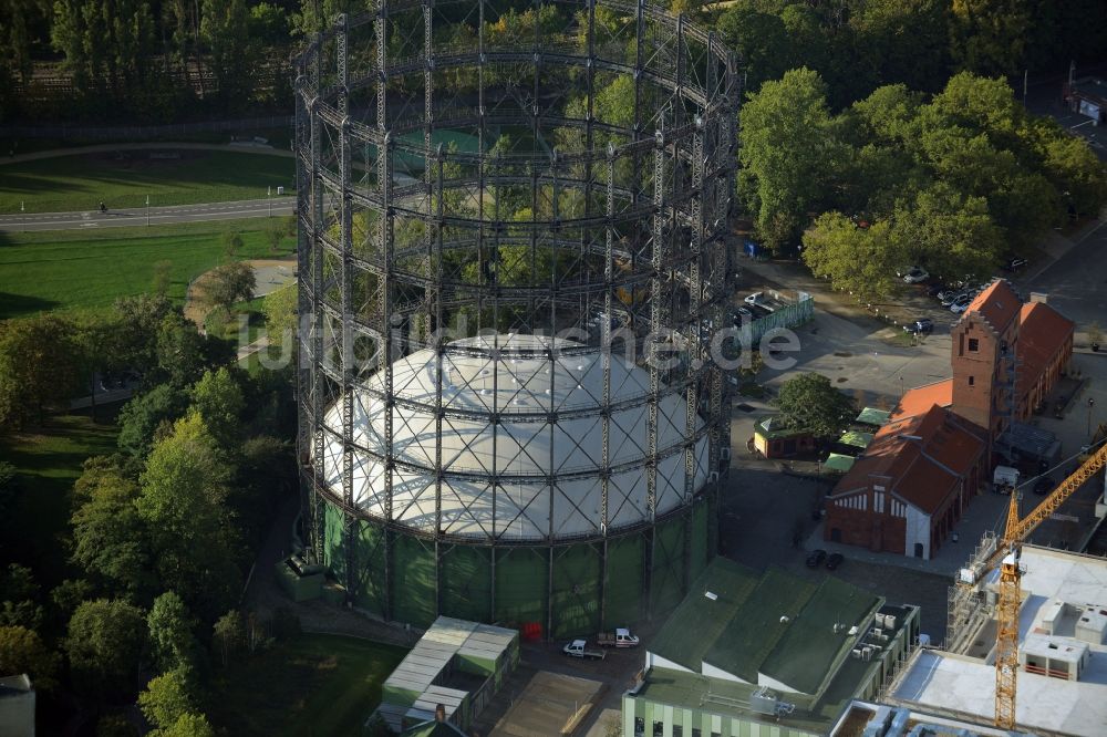 Luftbild Berlin - Veranstaltungshalle Gasometer Schöneberg in Berlin