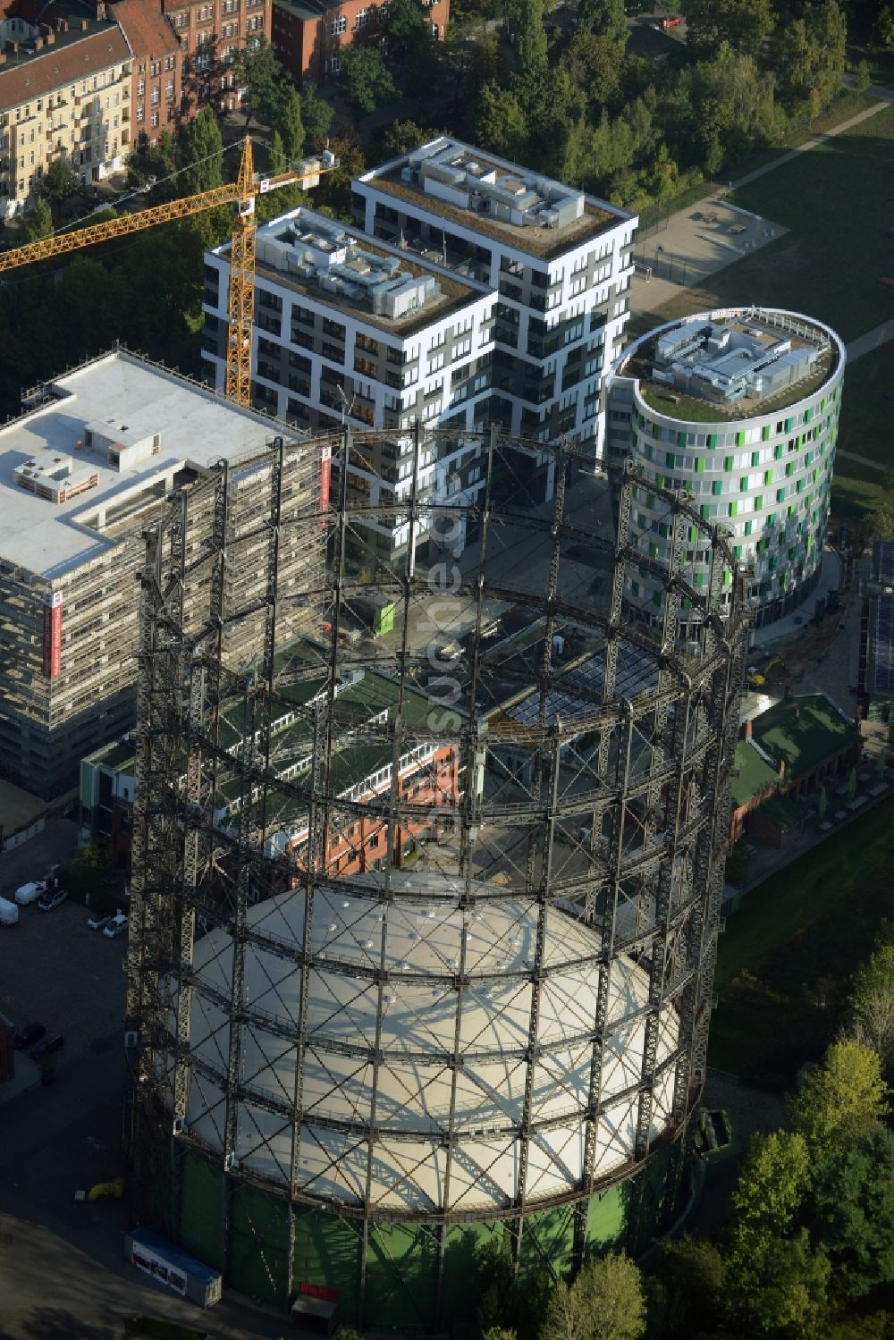 Luftbild Berlin - Veranstaltungshalle Gasometer Schöneberg in Berlin