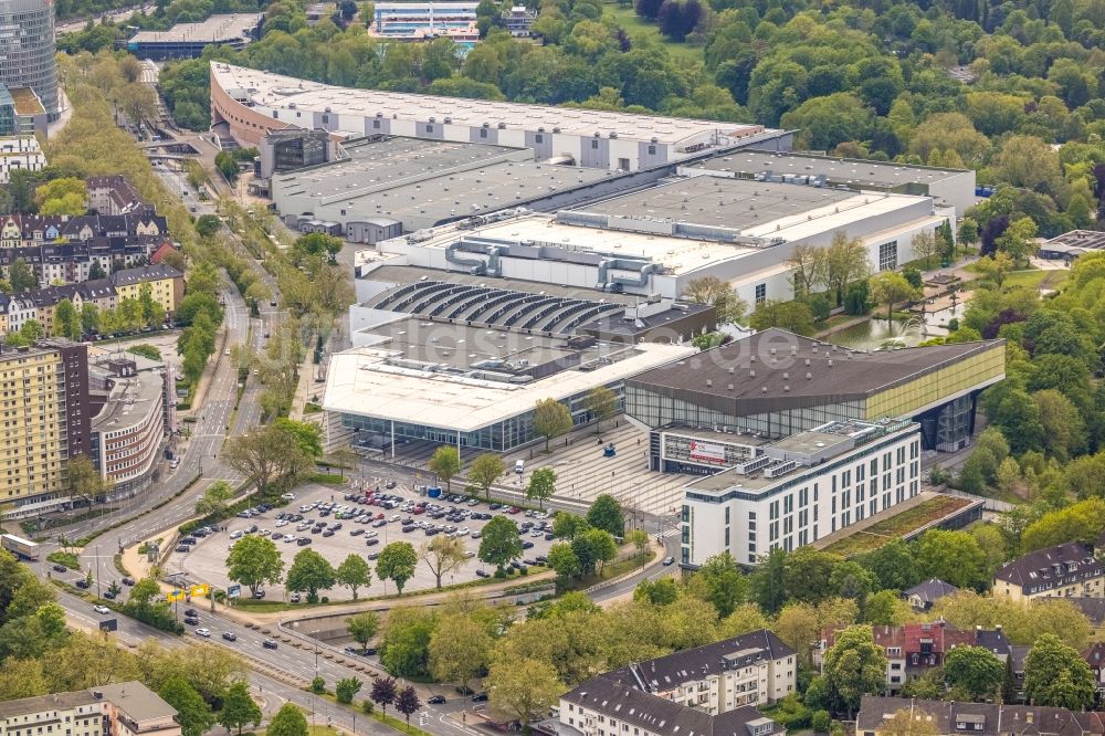 Luftbild Essen - Veranstaltungshalle Grugahalle im Ortsteil Rüttenscheid in Essen im Bundesland Nordrhein-Westfalen, Deutschland