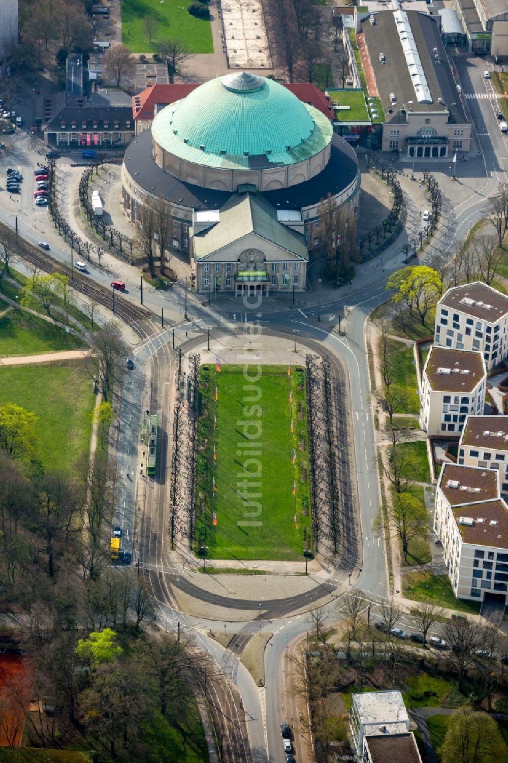 Hannover von oben - Veranstaltungshalle HCC - Hannover Congress Centrum in Hannover im Bundesland Niedersachsen, Deutschland