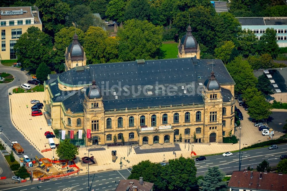 Wuppertal von oben - Veranstaltungshalle Historische Stadthalle Wuppertal in Wuppertal im Bundesland Nordrhein-Westfalen