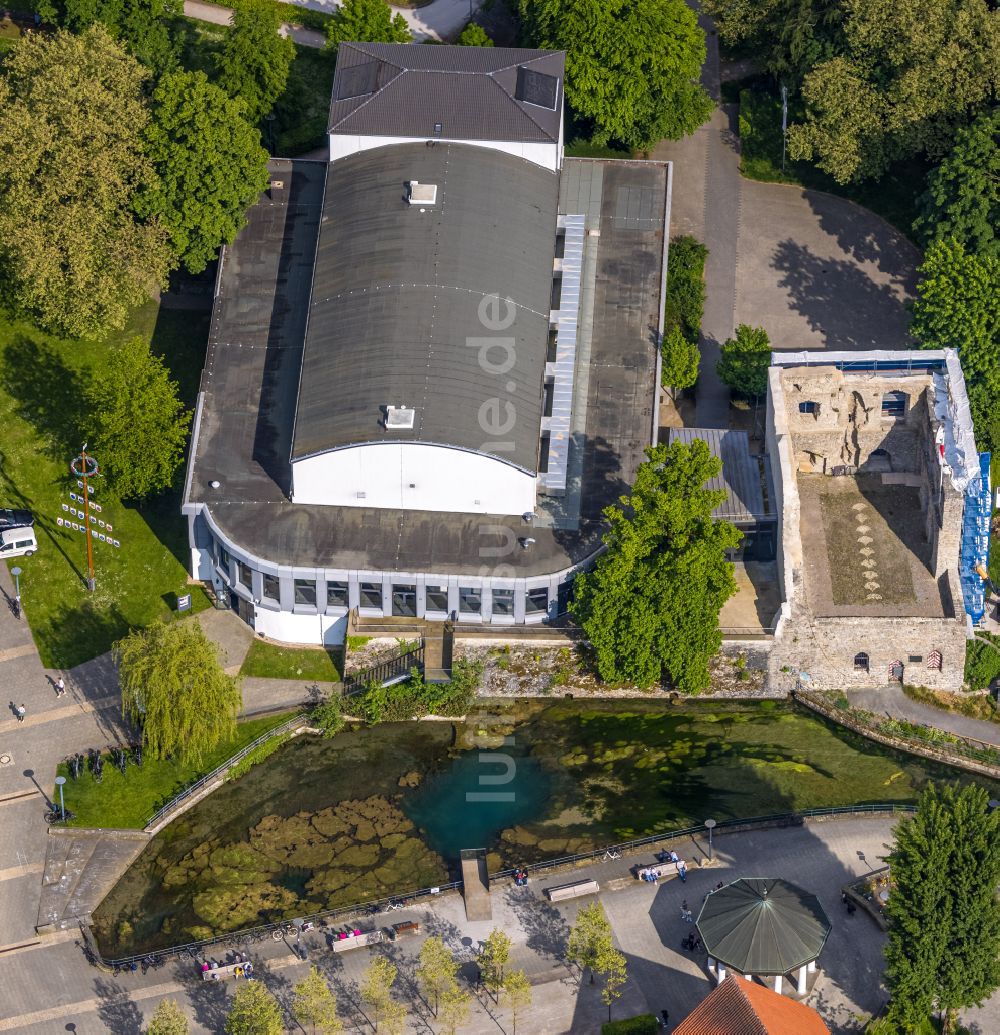 Luftbild Bad Lippspringe - Veranstaltungshalle und Kongresshaus in Bad Lippspringe im Bundesland Nordrhein-Westfalen, Deutschland