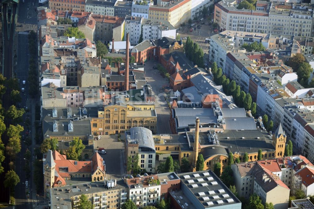 Luftbild Berlin - Veranstaltungshalle KulturBrauerei an der Schönhauser Allee im Stadtteil Prenzlauer Berg in Berlin