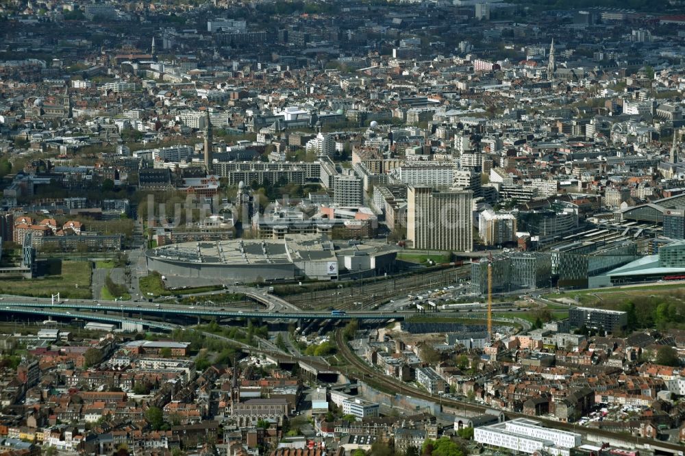 Lille aus der Vogelperspektive: Veranstaltungshalle Lille Grand Palais am Boulevard des Cites Unies in Lille in Nord-Pas-de-Calais Picardie, Frankreich