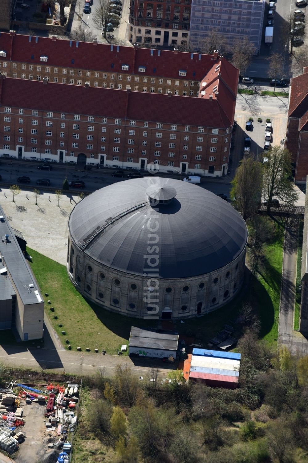 Kopenhagen aus der Vogelperspektive: Veranstaltungshalle Ostre Gasvaerk Teater in Kopenhagen in Dänemark