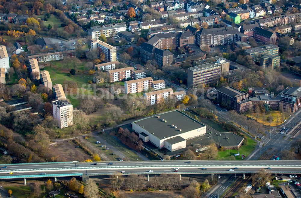 Luftaufnahme Duisburg - Veranstaltungshalle Rhein-Ruhr-Halle in Duisburg im Bundesland Nordrhein-Westfalen, Deutschland