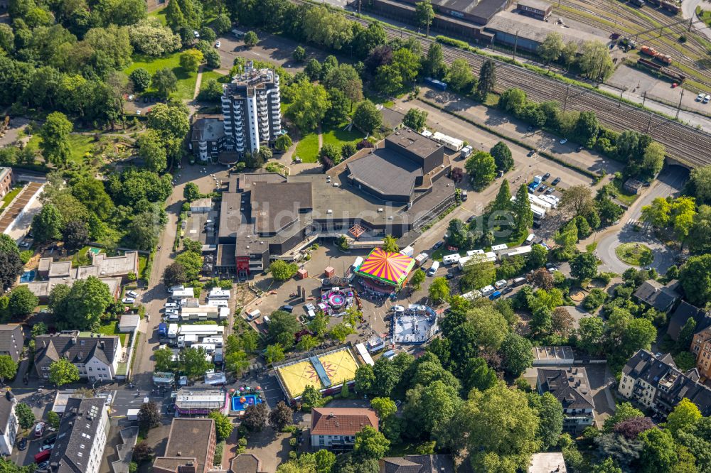 Witten von oben - Veranstaltungshalle Saalbau Witten in Witten im Bundesland Nordrhein-Westfalen, Deutschland