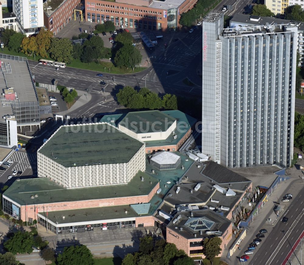 Chemnitz aus der Vogelperspektive: Veranstaltungshalle - Stadthalle Chemnitz an der Theaterstraße in Chemnitz im Bundesland Sachsen