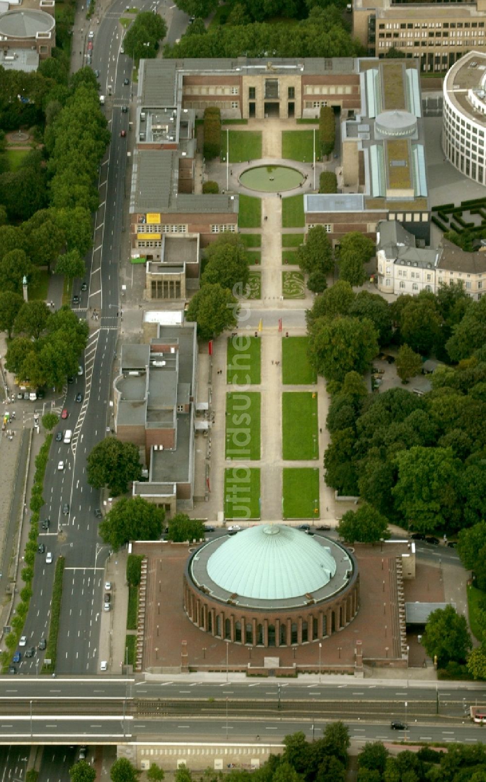 Düsseldorf von oben - Veranstaltungshalle Tonhalle in Düsseldorf im Bundesland Nordrhein-Westfalen, Deutschland