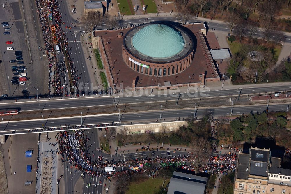 Luftaufnahme Düsseldorf - Veranstaltungshalle Tonhalle in Düsseldorf im Bundesland Nordrhein-Westfalen, Deutschland