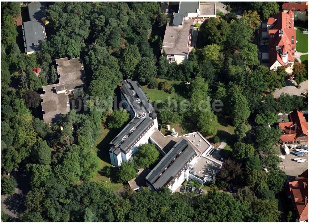 Luftaufnahme Berlin - ver.di Bildungs- und Begegnungszentrum Clara Sahlberg in Berlin Wannsee