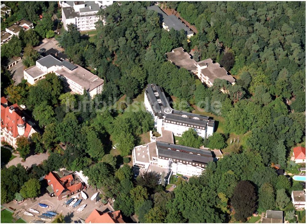 Berlin aus der Vogelperspektive: ver.di Bildungs- und Begegnungszentrum Clara Sahlberg in Berlin Wannsee