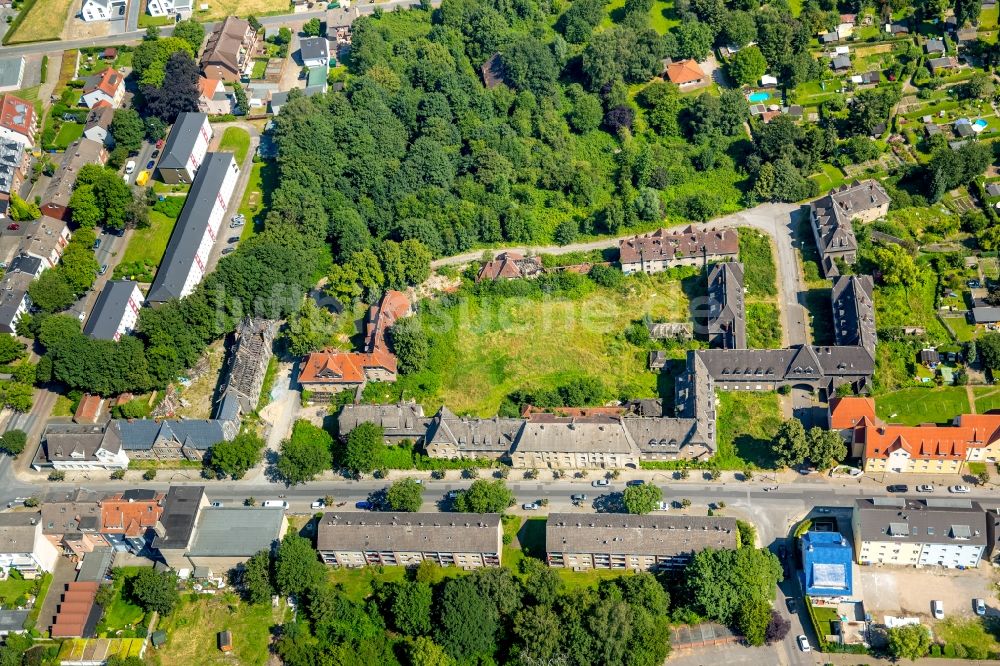 Luftbild Gladbeck - Verfall der ehemaligen Zechensiedlung der Gladbecker Zeche Zweckel in Gladbeck im Bundesland Nordrhein-Westfalen