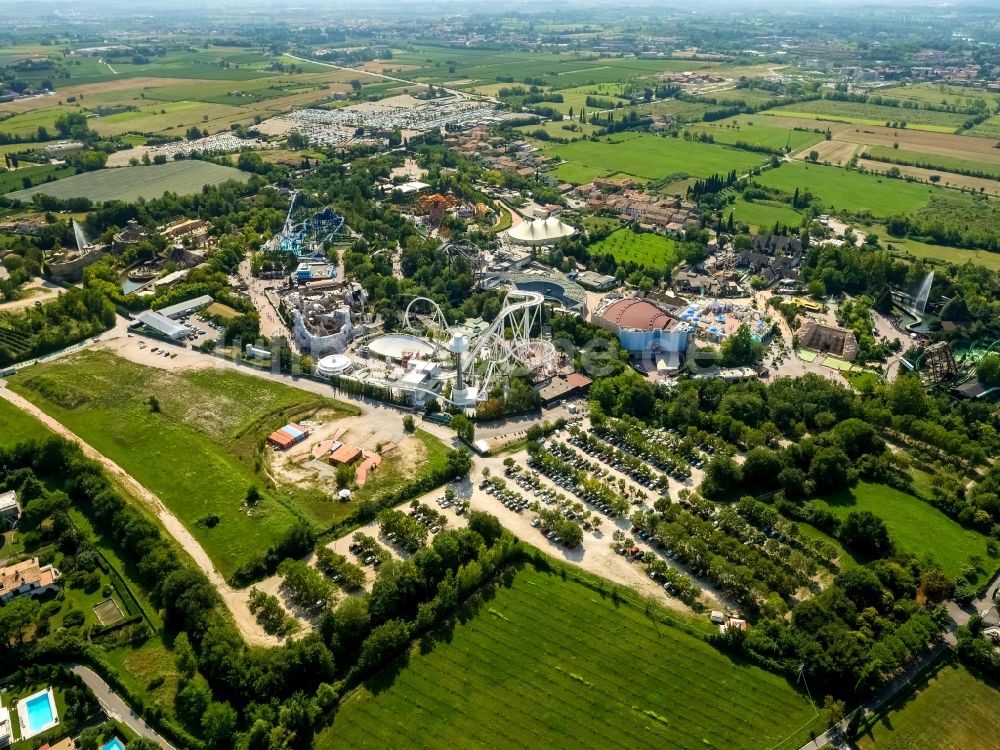 Ronchi aus der Vogelperspektive: Vergnügungspark Gardaland in Ronchi in Veneto, Italien