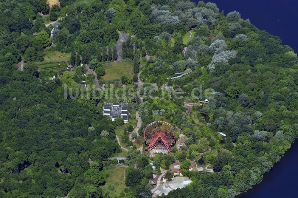 Luftbild Berlin - Vergnügungspark Spreepark im Stadtbezirk Berlin-Plänterwald