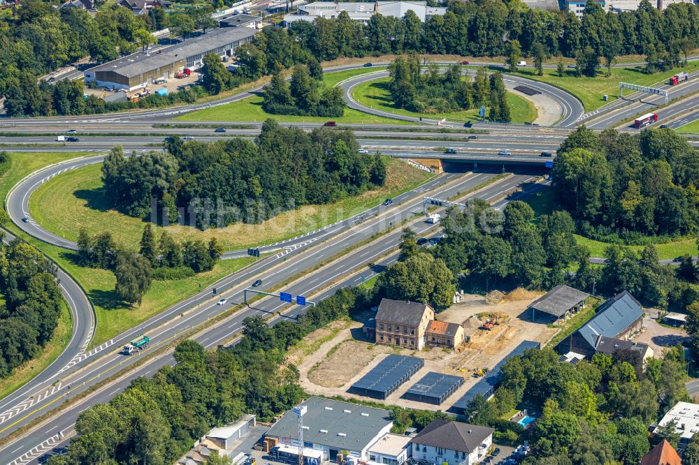 Bochum aus der Vogelperspektive: Verkehrsführung am Autobahnkreuz der BAB A40 und der BAB A43 in Bochum im Bundesland Nordrhein-Westfalen, Deutschland