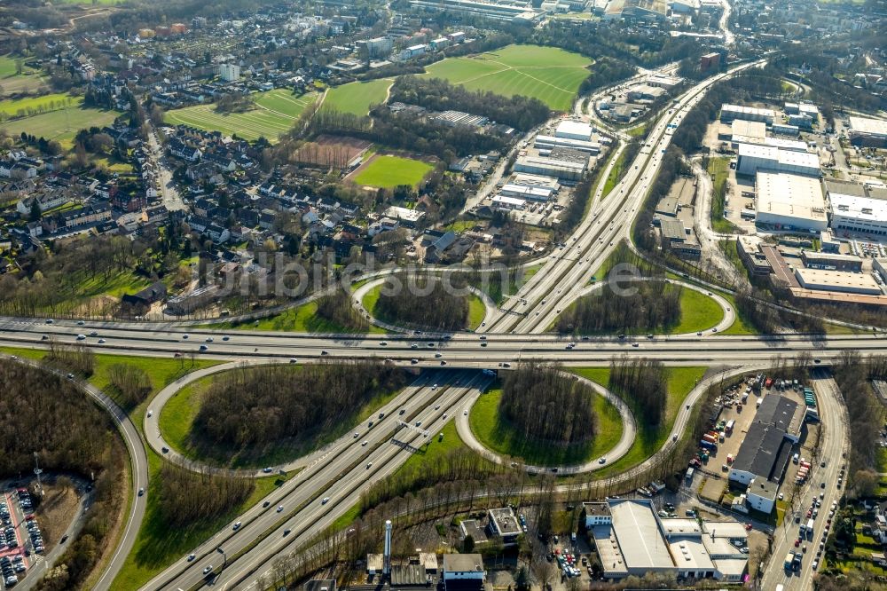 Luftbild Bochum - Verkehrsführung am Autobahnkreuz der BAB A40 - A43 in Bochum im Bundesland Nordrhein-Westfalen