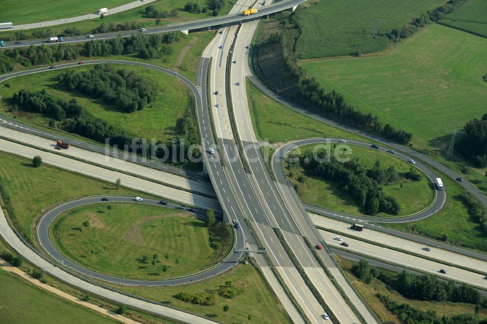 Luftbild Chemnitz - Verkehrsführung am Autobahnkreuz der BAB A4 und der A72 in Chemnitz im Bundesland Sachsen