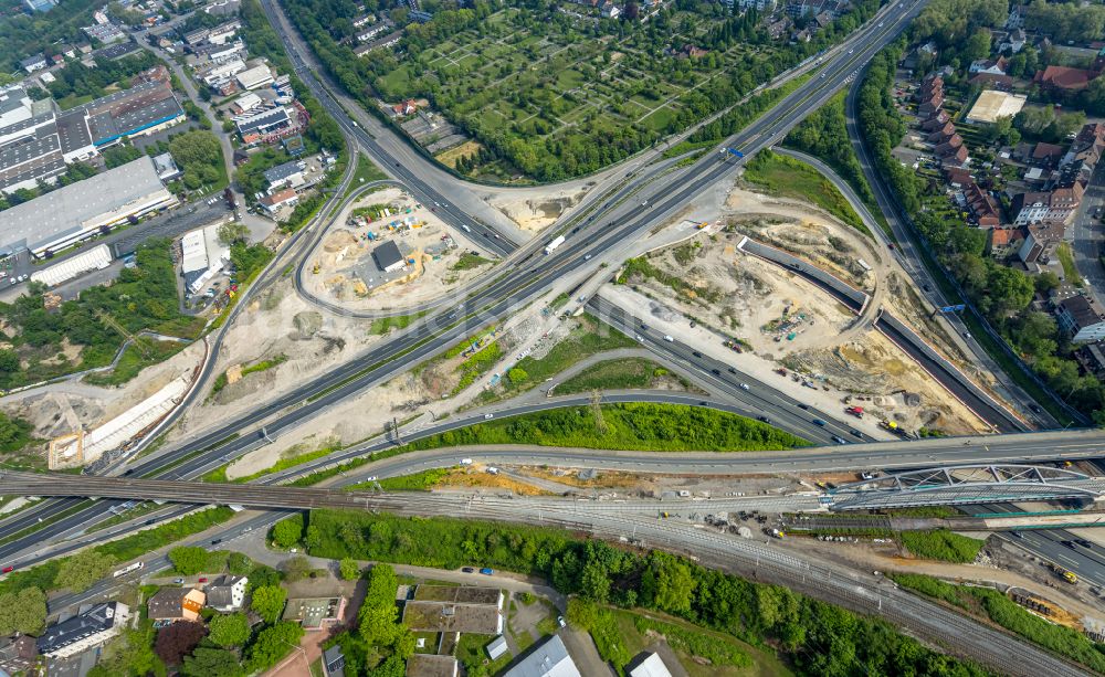 Herne von oben - Verkehrsführung am Autobahnkreuz der BAB A42 A43 Kreuz Herne in Herne im Bundesland Nordrhein-Westfalen, Deutschland