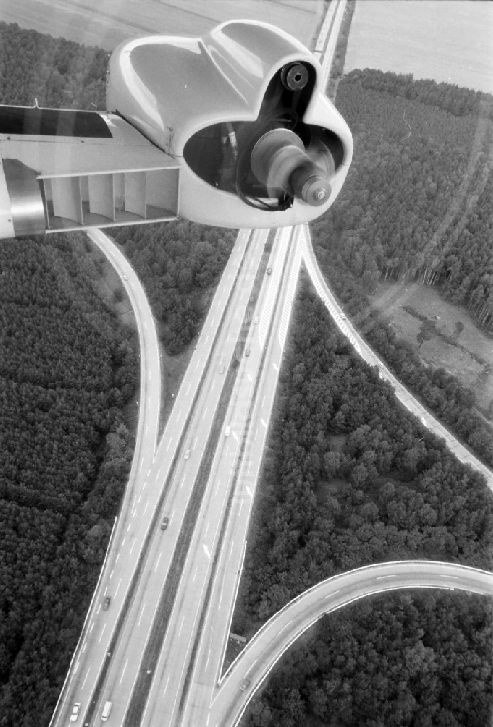 Luftbild Schönefeld - Verkehrsführung am Autobahnkreuz der BAB A10 - E36 Schönefelder Kreuz in Schönefeld im Bundesland Brandenburg