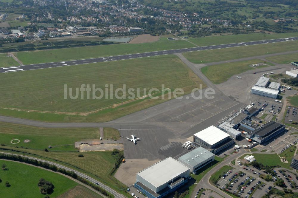 Saarbrücken von oben - Verkehrsflughafen Saarbrücken