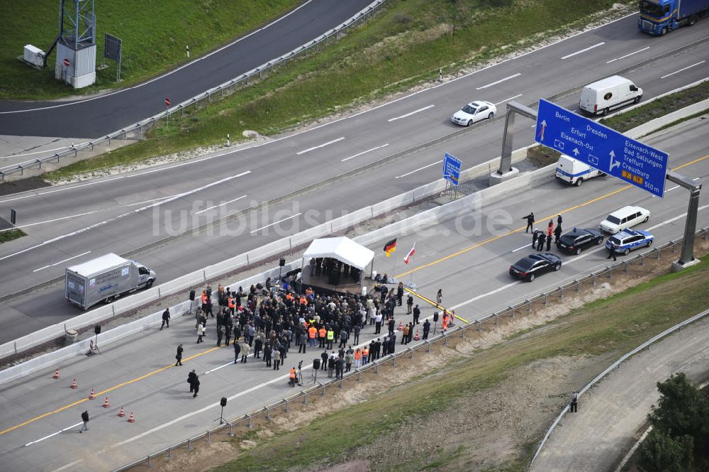 Luftbild Eisenach - Verkehrsfreigabe der sechsstreifig, neugebauten Umfahrung der Hörselberge im Zuge der A 4 Verlegung bei Eisenach