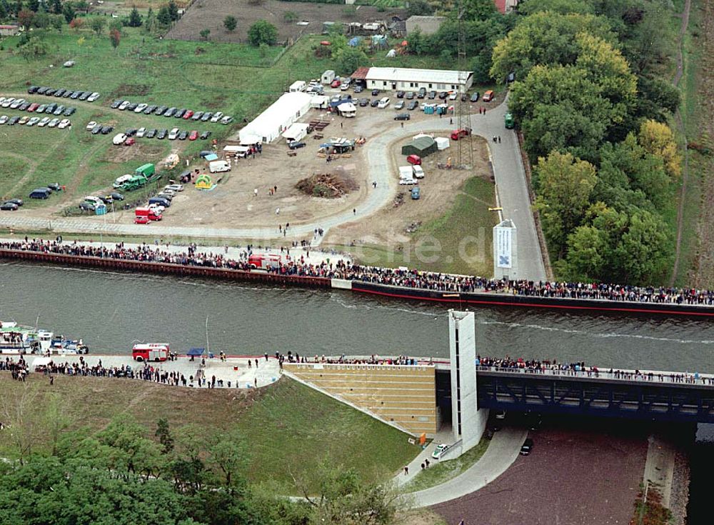 Hohenwarthe / Sachsen-Anhalt aus der Vogelperspektive: Verkehrsfreigabe des Wasserstraßenkreuzes Magdeburg