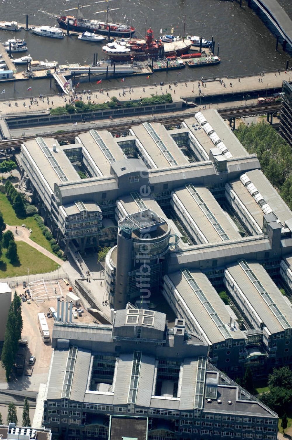 Hamburg von oben - Verlagshaus G + J in Hamburg