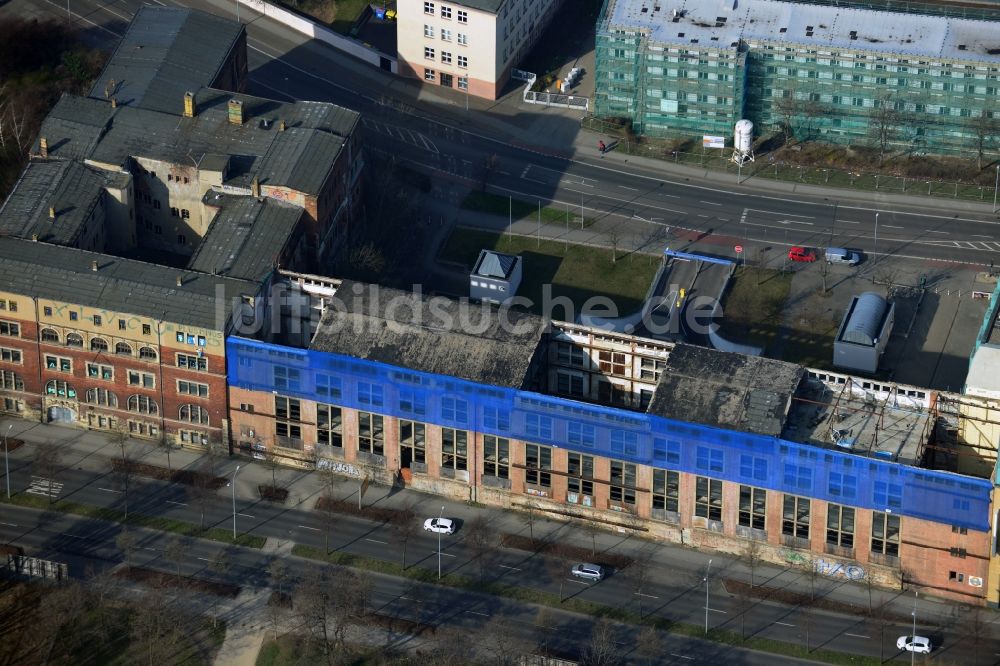 Leipzig aus der Vogelperspektive: Verlassener Gebäudekomplex Bugra Messehaus am Gerichtsweg in Leipzig im Bundesland Sachsen