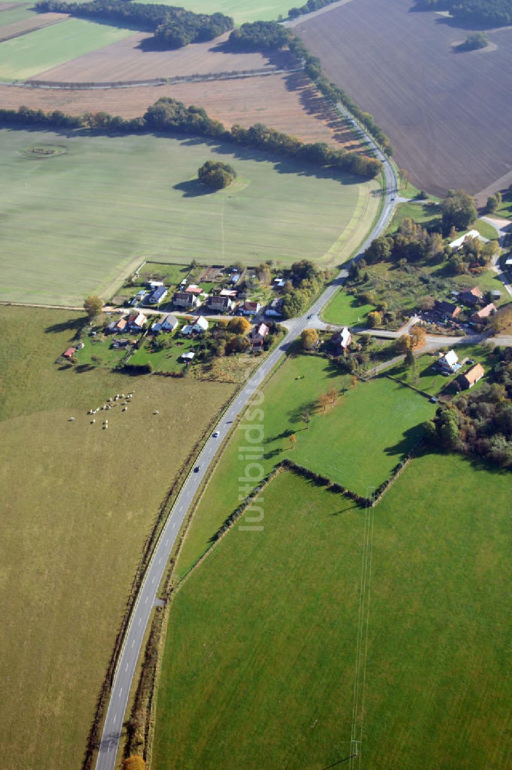 Retzin aus der Vogelperspektive: Verlauf Bundesstrasse 189 von Wittenberge bis Wittstock