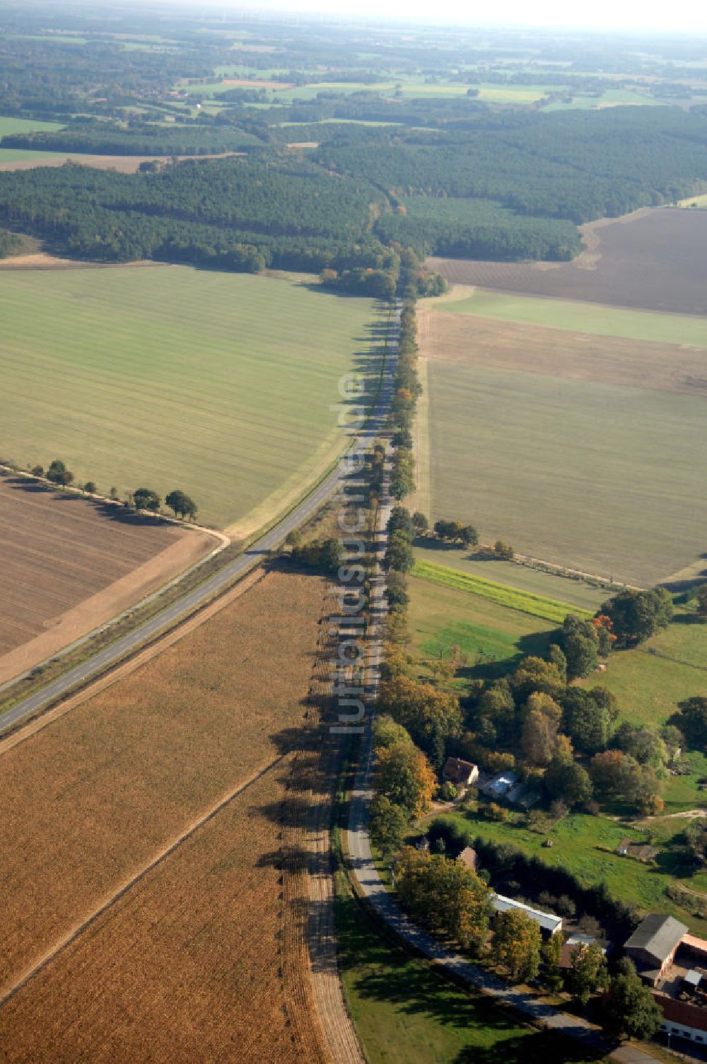 Perleberg von oben - Verlauf Bundesstrasse 189 von Wittenberge bis Wittstock