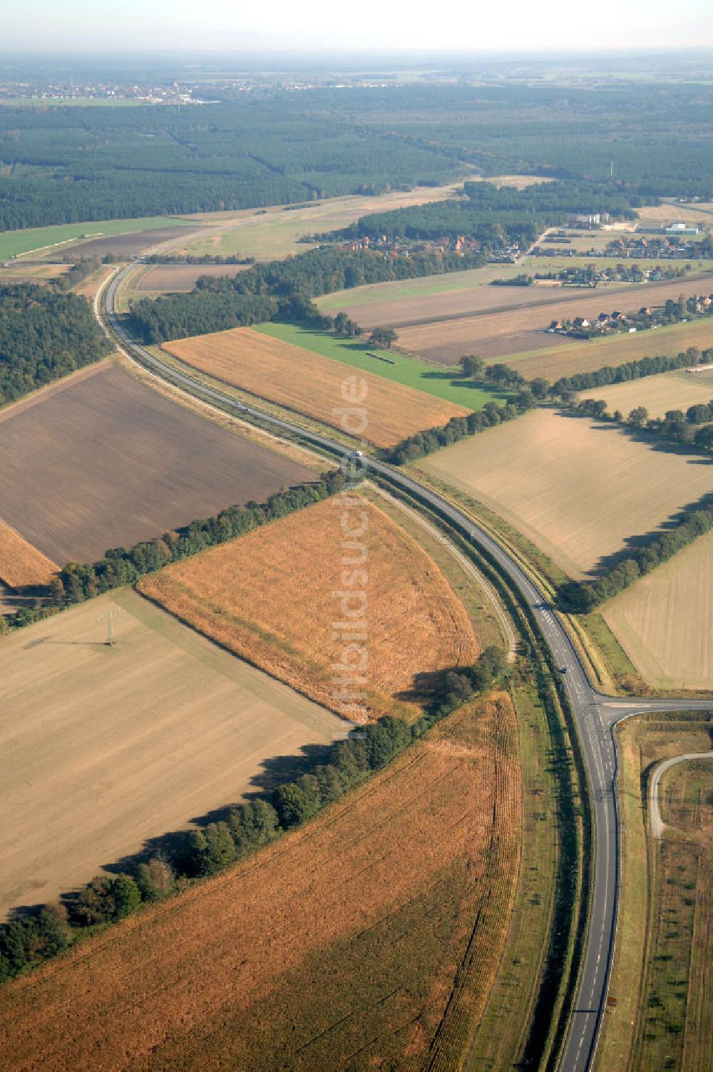 Weisen von oben - Verlauf Bundesstrasse 189 von Wittenberge bis Wittstock