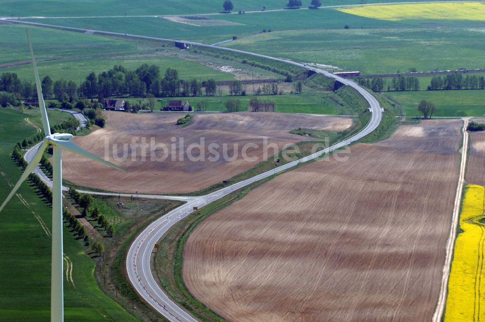 PASSOW von oben - Verlauf der Ortsumfahrung der Bundesstrasse B 168 bei Passow