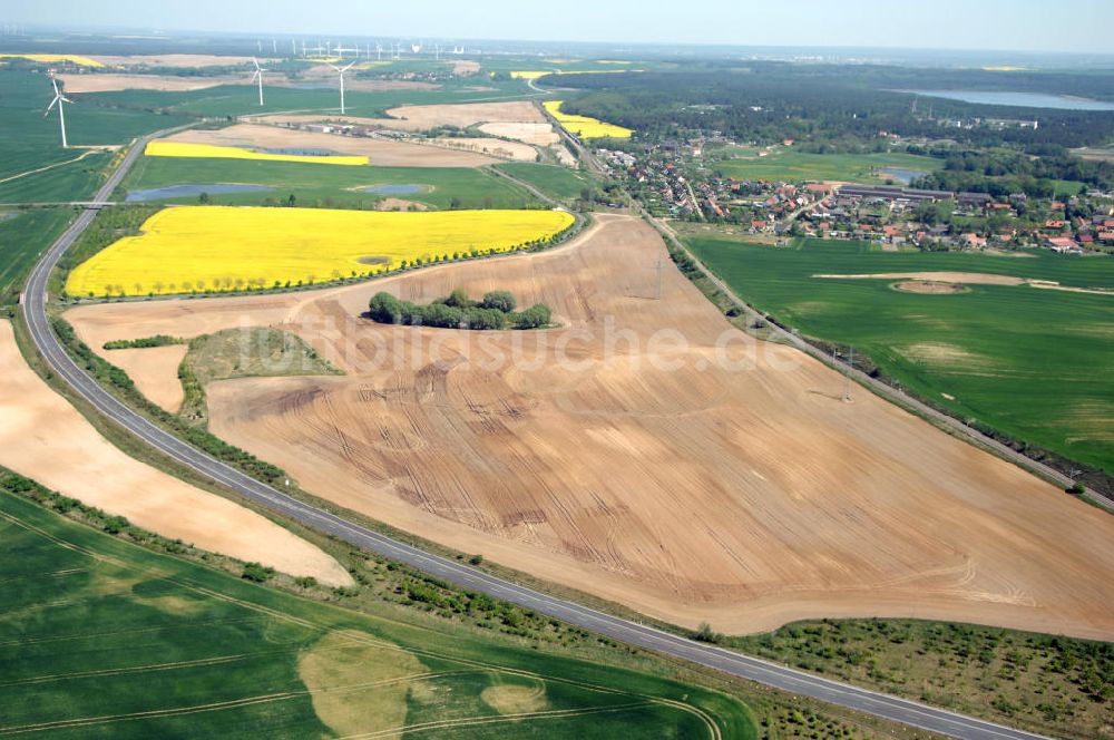 PINNOW von oben - Verlauf der Ortsumfahrung der Bundesstrasse B 2 bei Pinnow