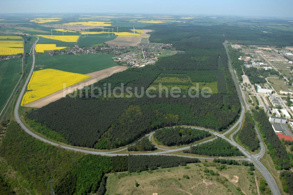 Luftbild SCHWEDT / ODER - Verlauf der Ortsumfahrung der Bundesstrasse B 2 und B166 westlich der Stadtgrenze zu Schwedt / Oder