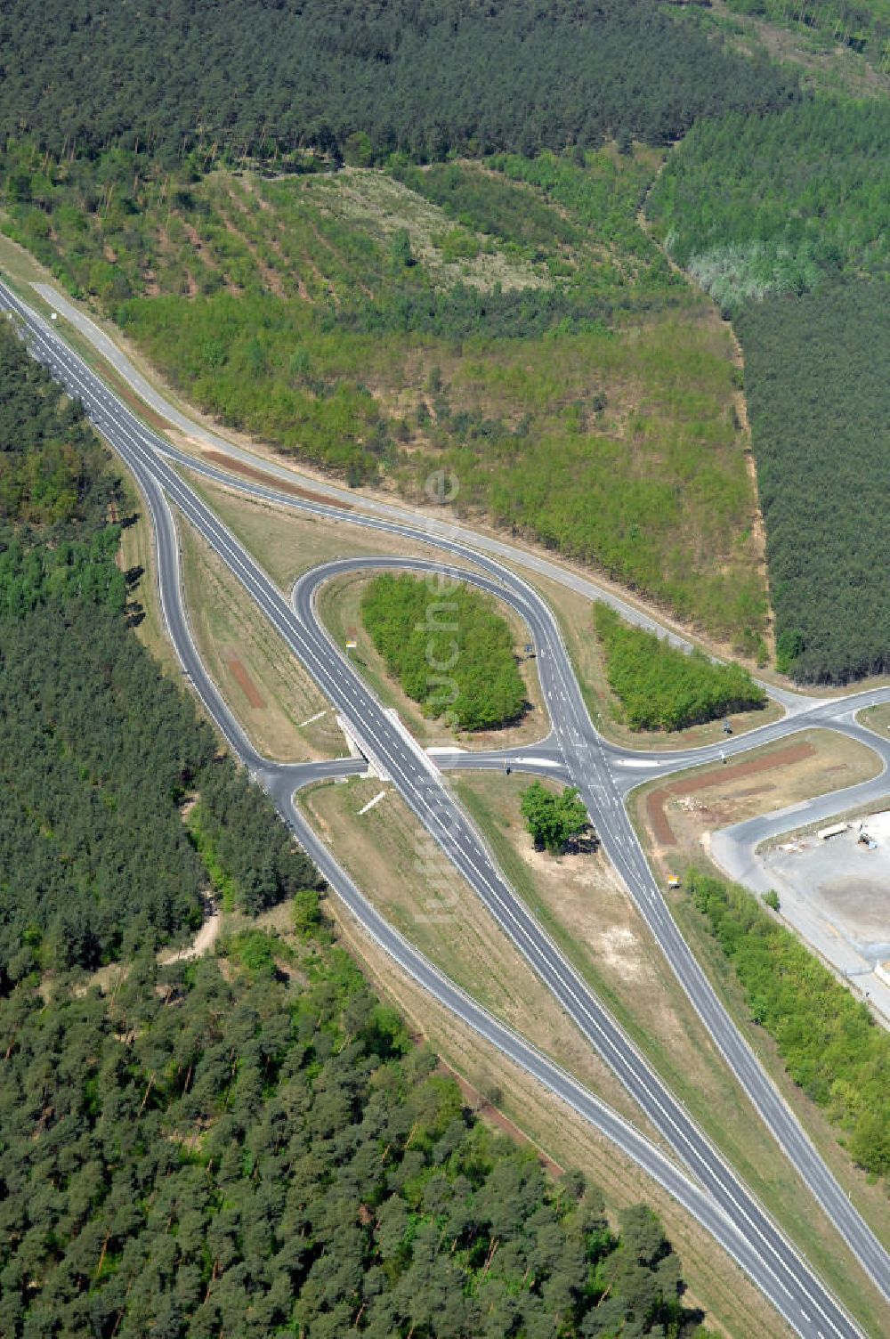 Luftaufnahme HEINERSDORF - Verlauf der Passower Chaussee (B166) südwestlich von Schwedt