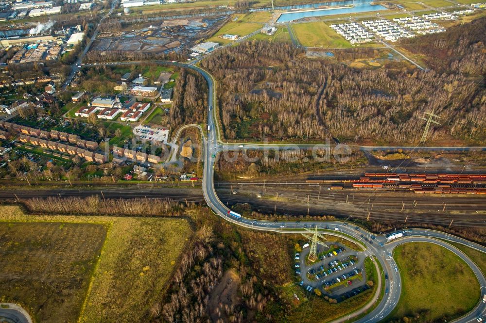 Luftbild Gelsenkirchen - Verlauf der Straßenkreuzung Alfred-Zingler-Straße Ecke Parallelstraße in Gelsenkirchen im Bundesland Nordrhein-Westfalen