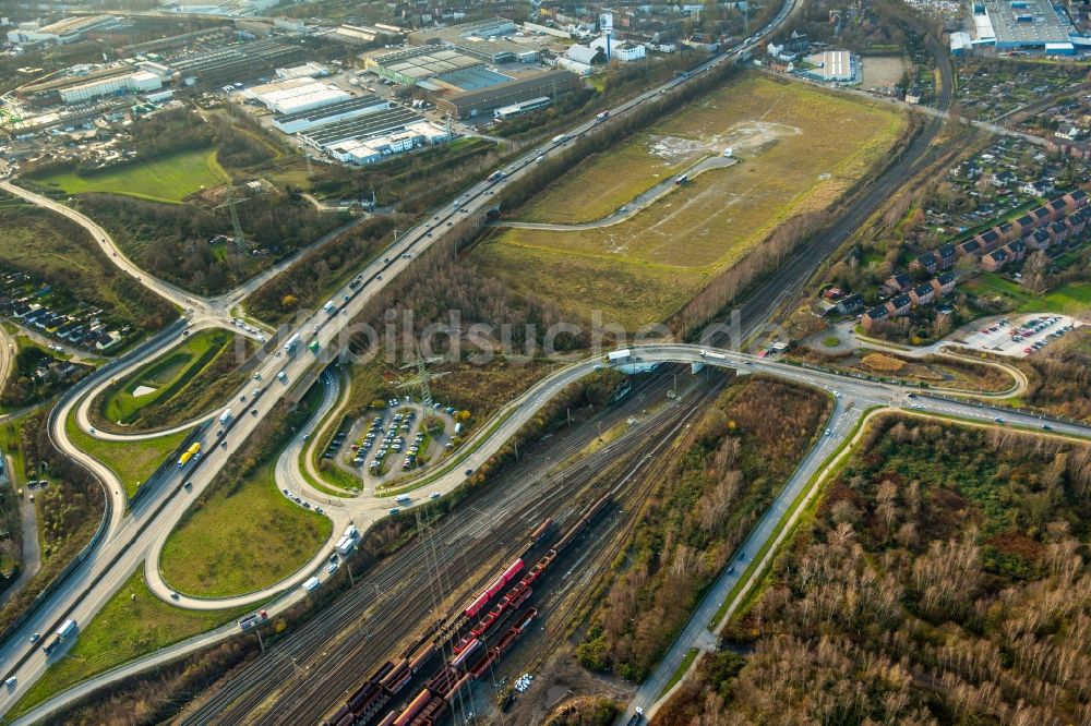 Luftbild Gelsenkirchen - Verlauf der Straßenkreuzung Alfred-Zingler-Straße Ecke Parallelstraße in Gelsenkirchen im Bundesland Nordrhein-Westfalen