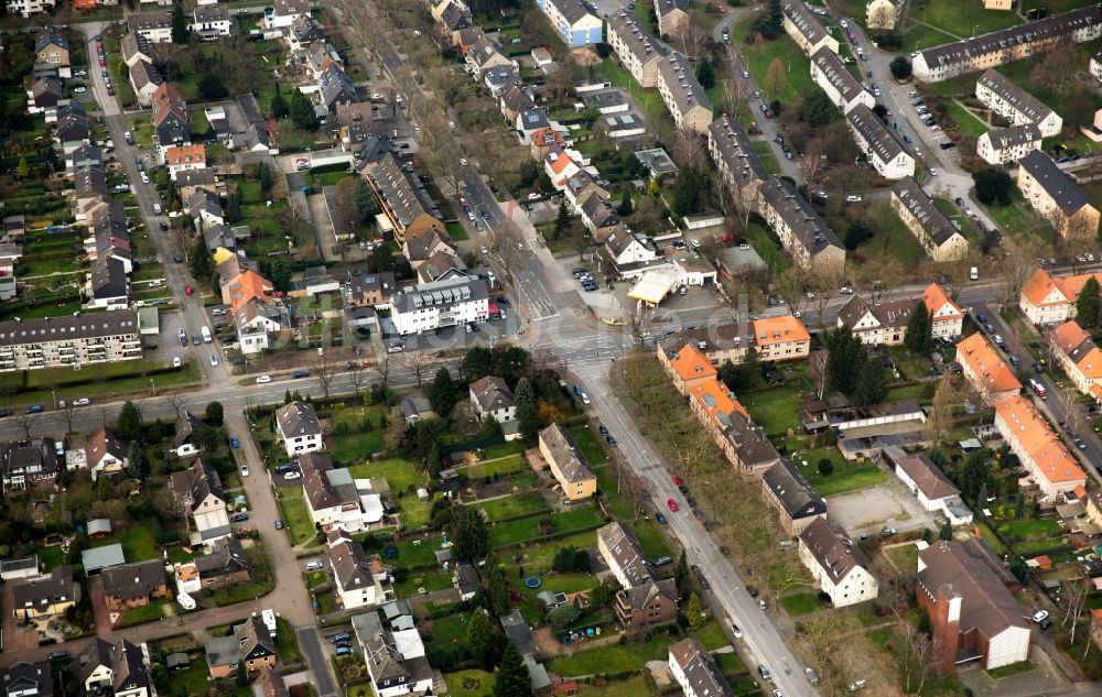 Luftbild Duisburg - Verlauf der Straßenkreuzung Kalkweg, Wedauer Straße in Duisburg im Bundesland Nordrhein-Westfalen