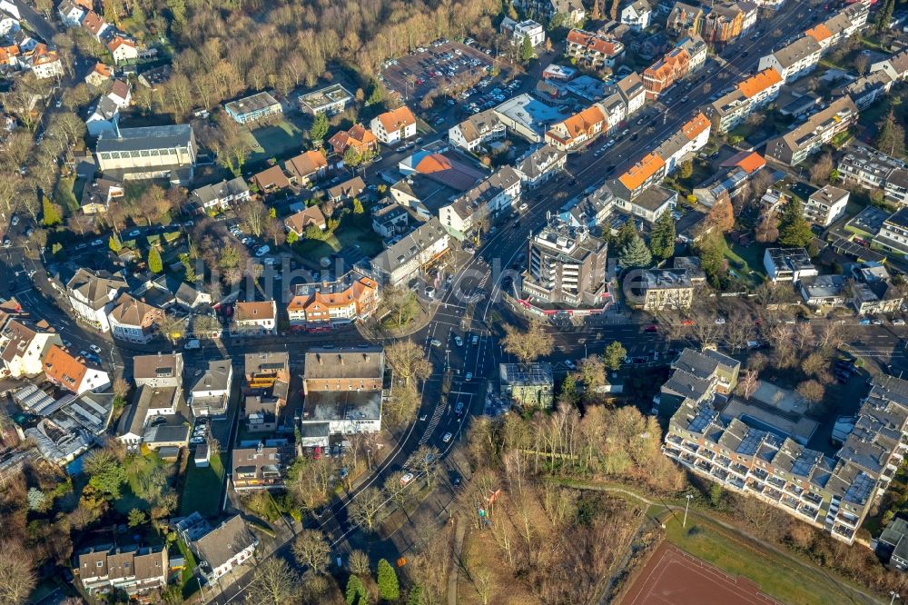 Bochum von oben - Verlauf der Straßenkreuzung Kemnader Straße, Heinrich-König-Straße und Markstraße in Bochum im Bundesland Nordrhein-Westfalen