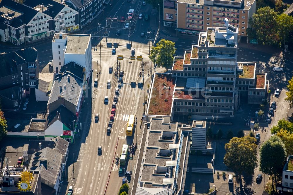 Luftaufnahme Siegen - Verlauf der Straßenkreuzung der Koblenzer Straße und Berliner Straße in Siegen im Bundesland Nordrhein-Westfalen