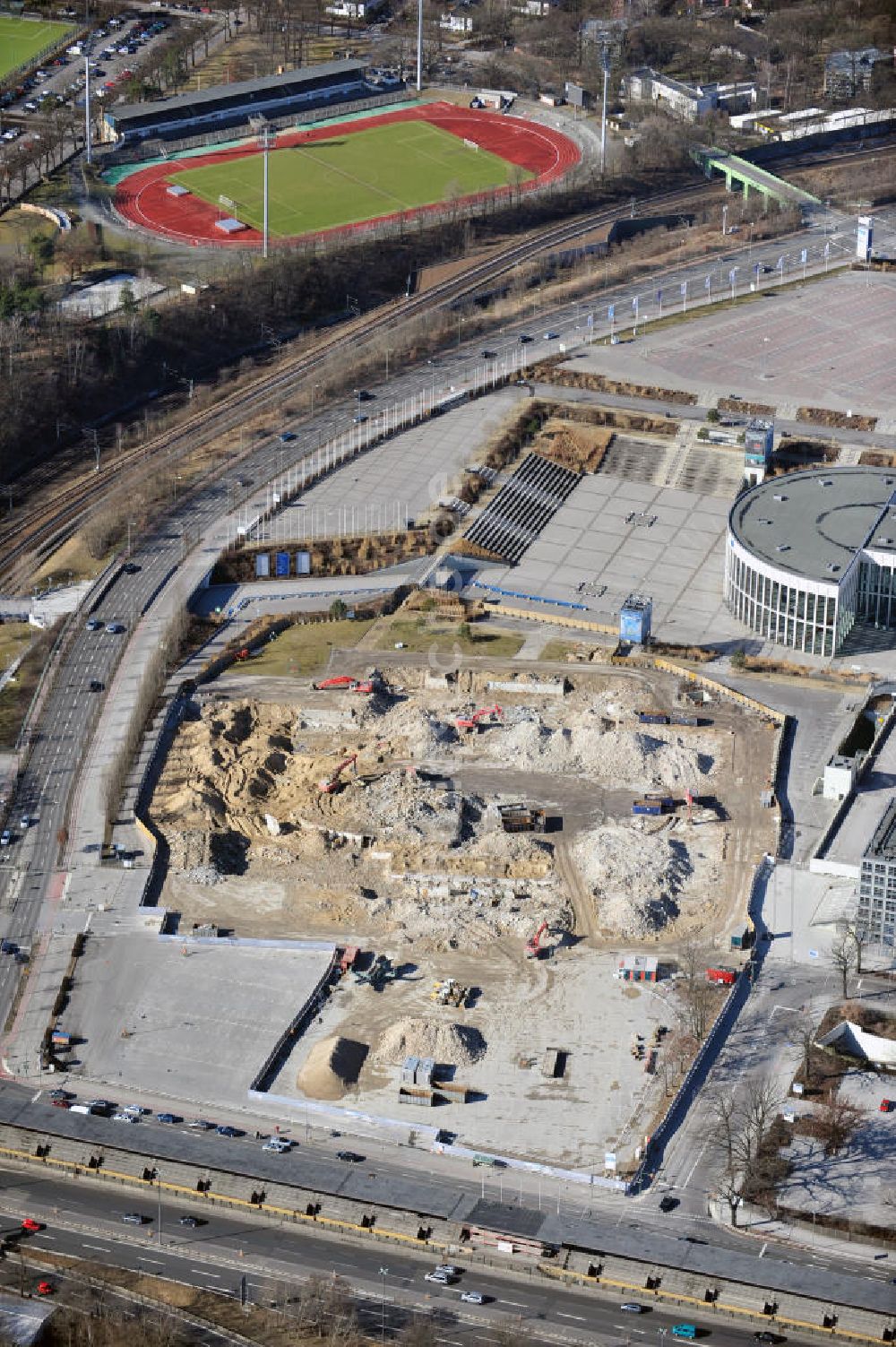 Luftbild Berlin - Verschwundenes Wahrzeichen Deutschlandhalle an der Jaffeystraße auf dem Messegelände in Berlin